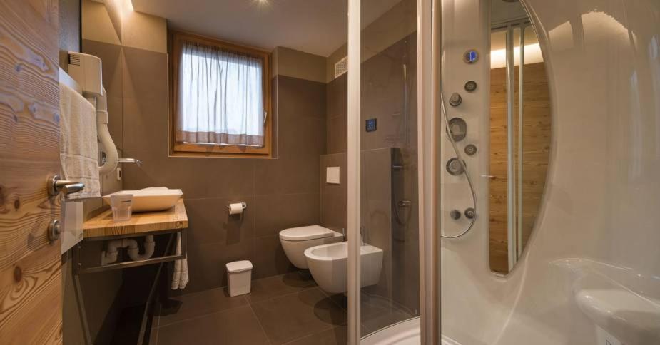 Aparthotel Cronox Vinecc Livigno Exterior foto