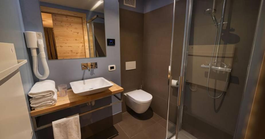 Aparthotel Cronox Vinecc Livigno Exterior foto